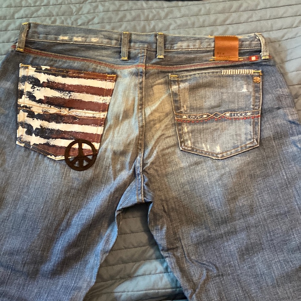Distressed Lucky Brand Legend jeans